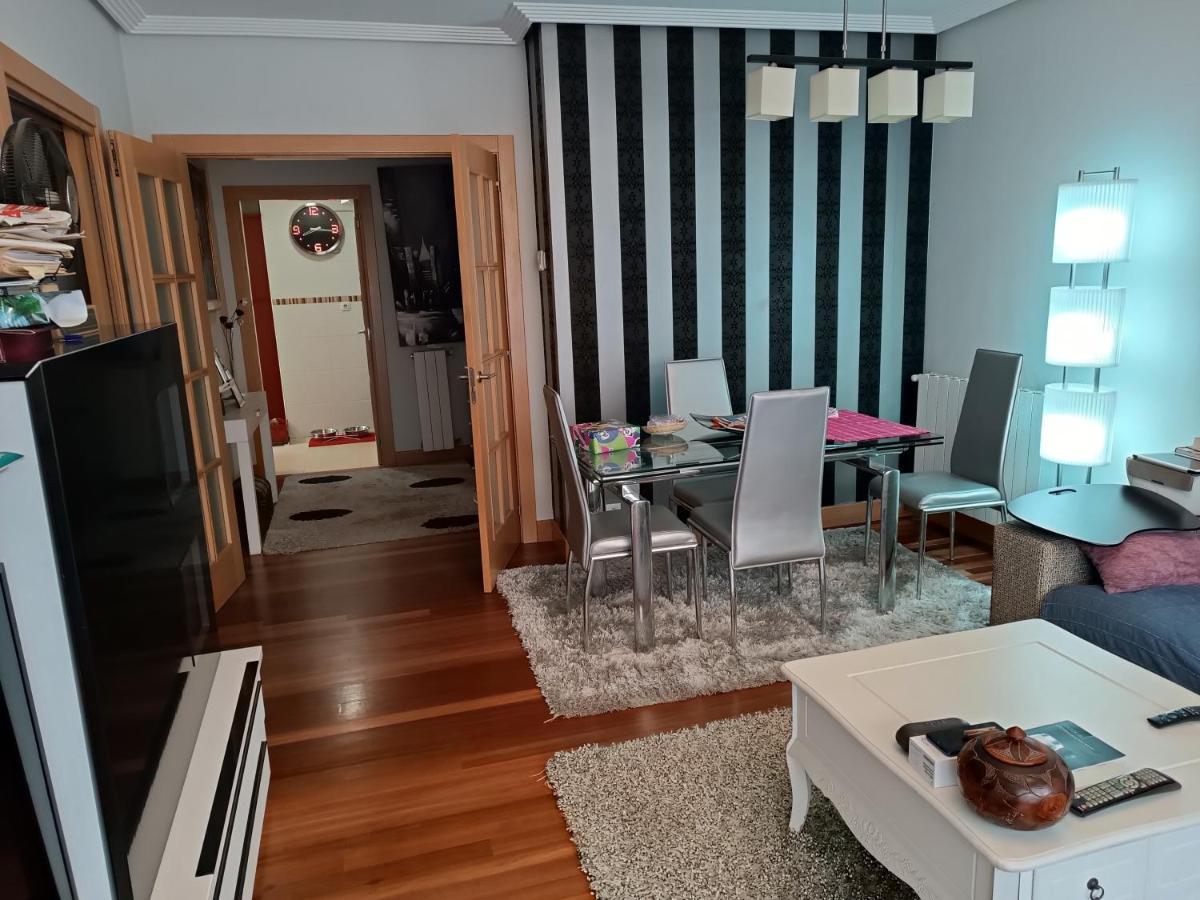 Karmelo Junto Al Metro Apartman Bilbao Kültér fotó