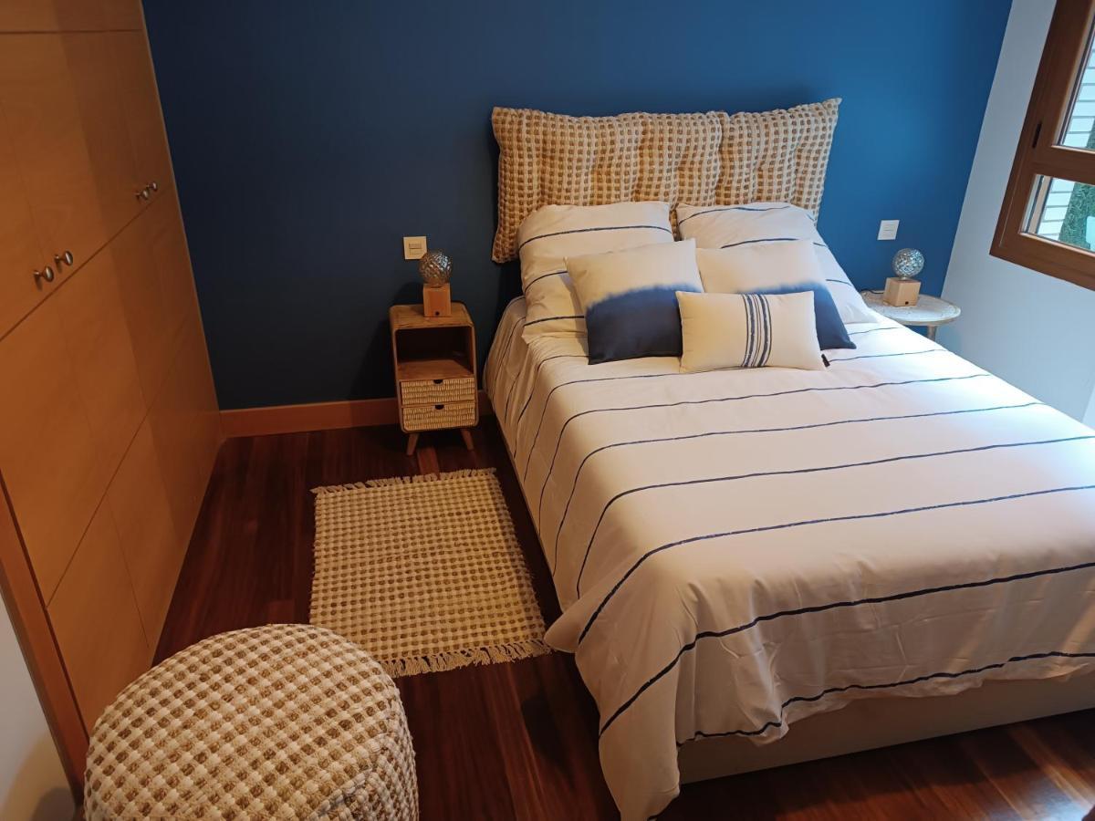 Karmelo Junto Al Metro Apartman Bilbao Kültér fotó
