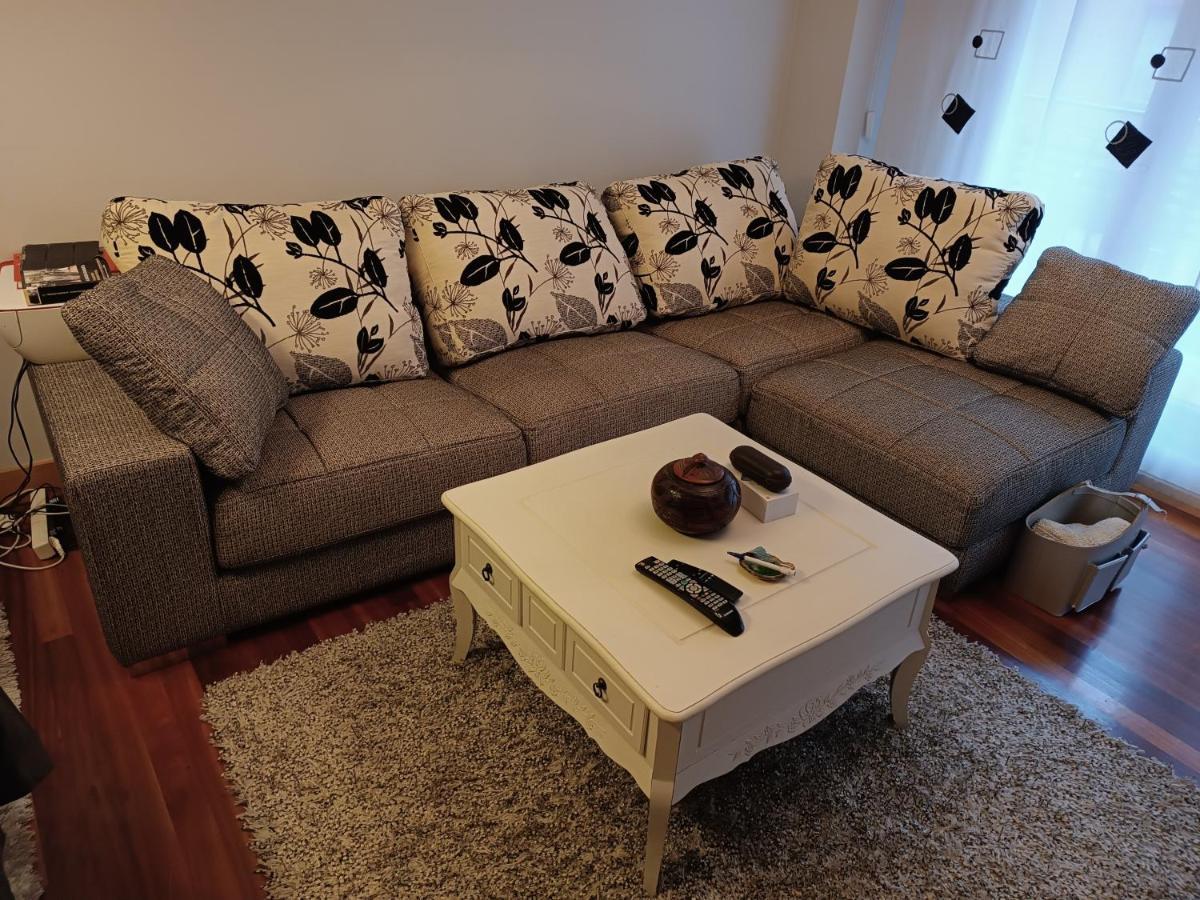Karmelo Junto Al Metro Apartman Bilbao Kültér fotó
